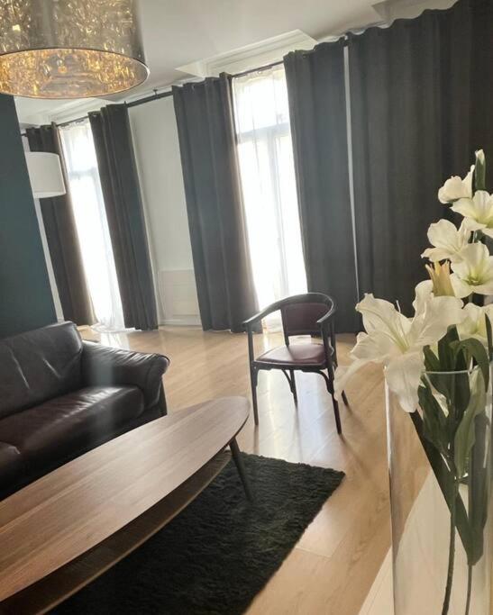 Vigne Et Mer-Spacieux Appartement Haussmannien-2Chambres-Wifi เบซิเยร์ ภายนอก รูปภาพ